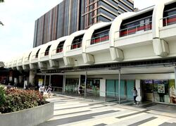 Singapore Post Centre (D14), Retail #570037431
